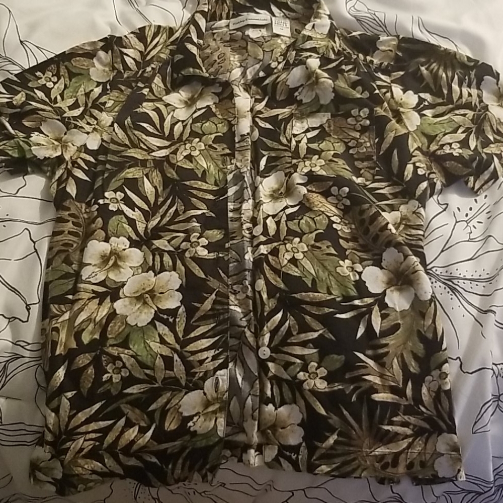 Hawaiian Button-Up